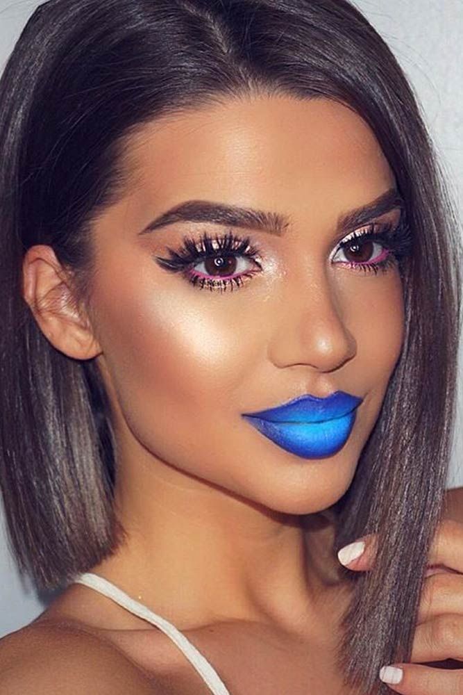 blue lipstick