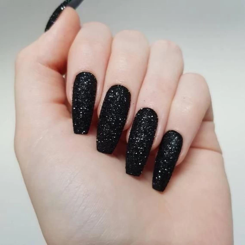 Classy Black Nail Designs