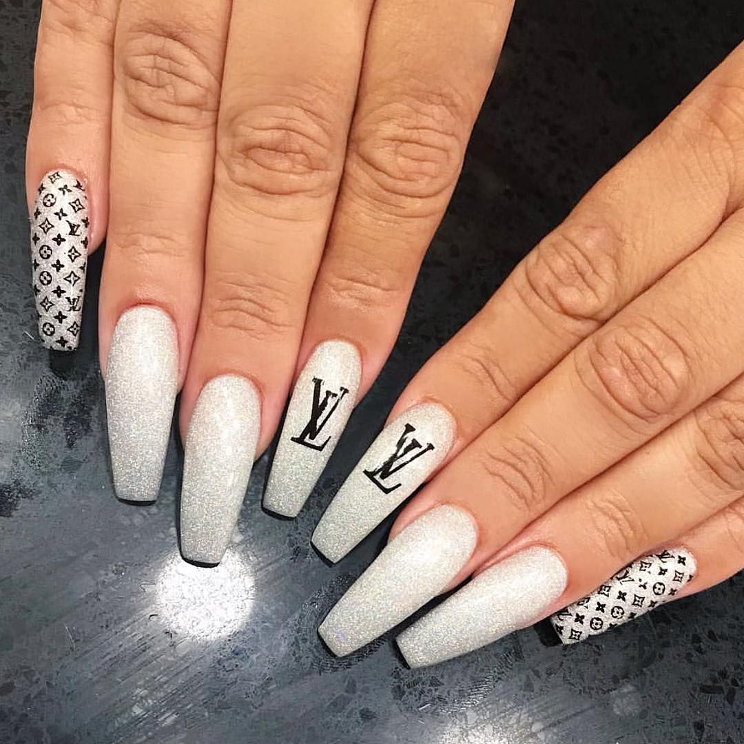 lv nails