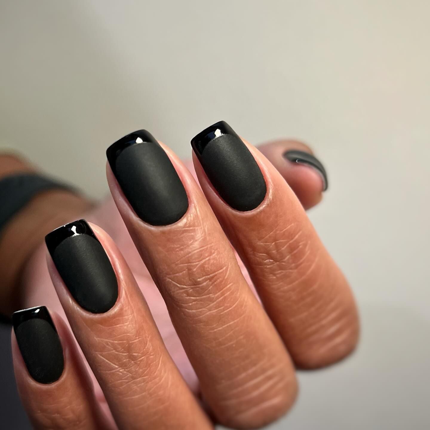 black nails design